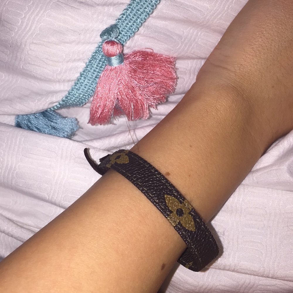 Bracelet - Picture 2 of 3